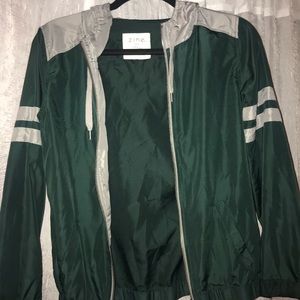 Zumiez wind breaker